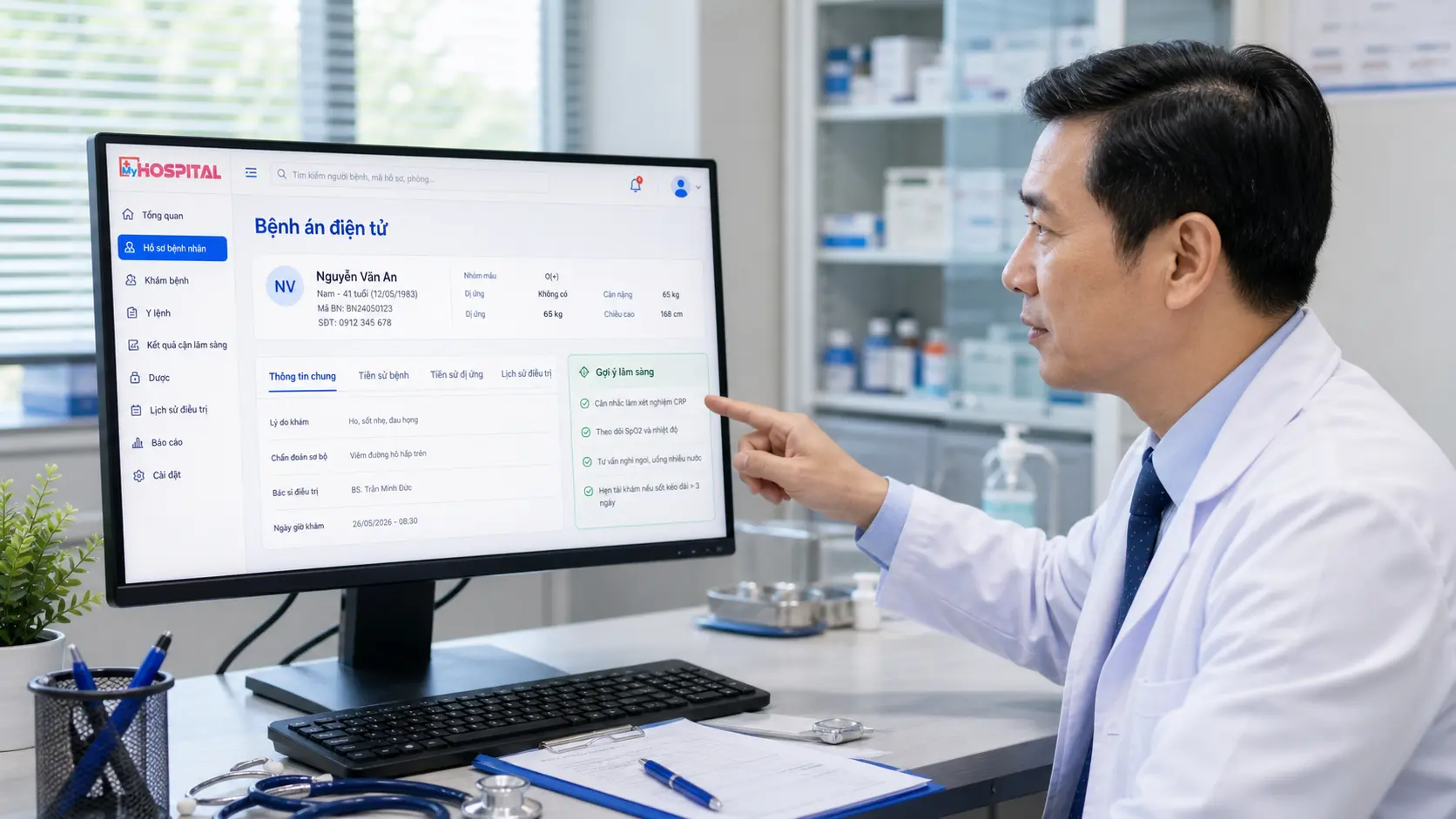 Bác sĩ dùng CDSS tích hợp bệnh án điện tử MyHospital