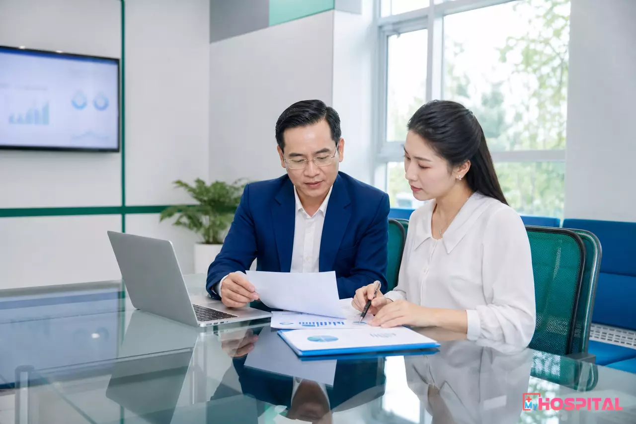 Chi Phí Phần Mềm Quản Lý Bệnh Viện: Các Khoản Đầu Tư Và Cách Tính ROI