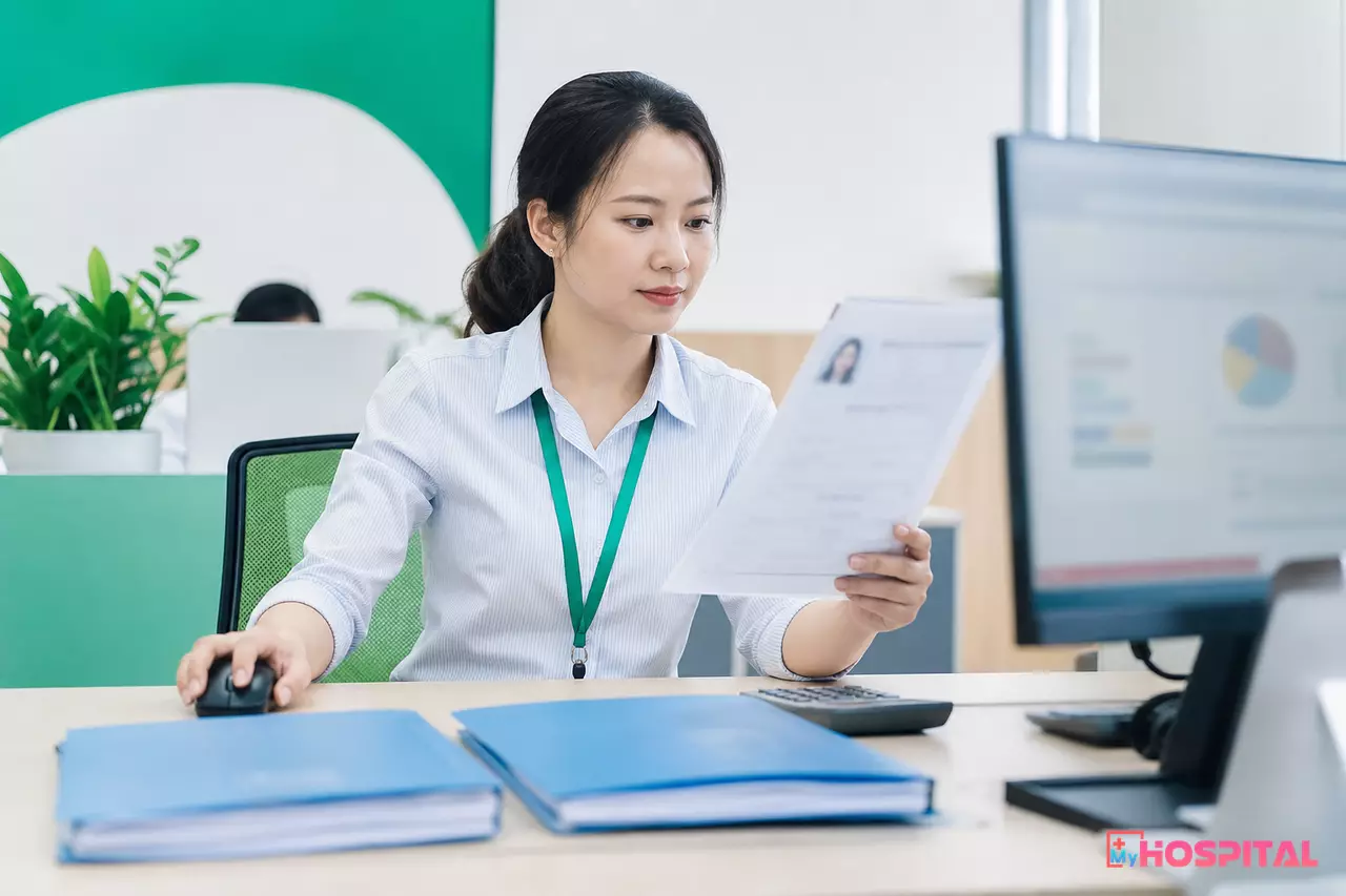 Gộp Tách Hồ Sơ Người Bệnh Trùng: Xử Lý Khi Thu Nhầm Mã