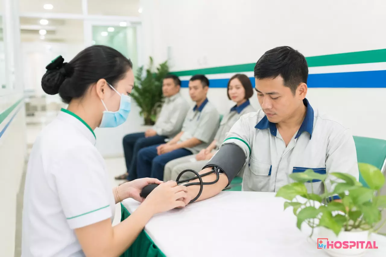 Quy trình khám sức khỏe theo trạm hỗ trợ luân chuyển nhanh cho đoàn khám doanh nghiệp